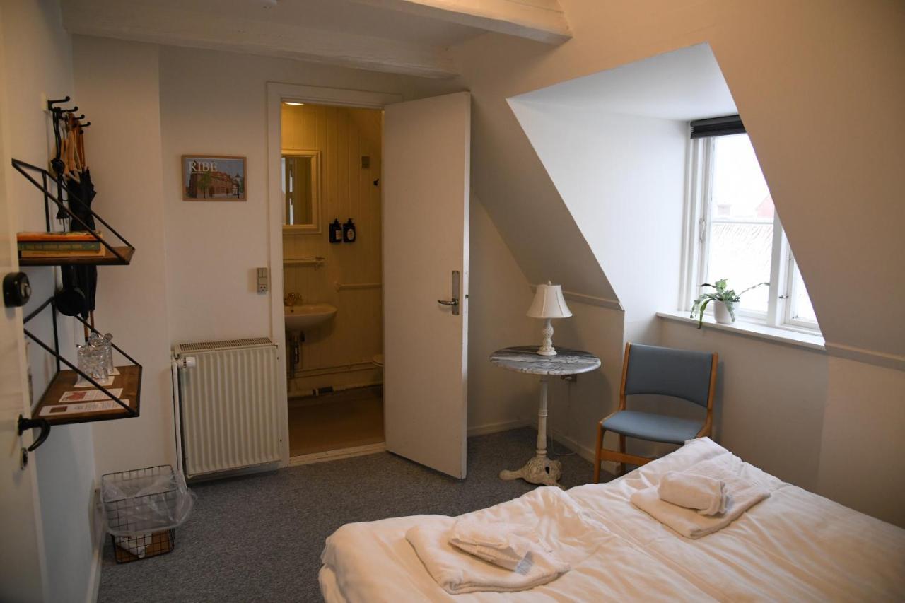 Bed and Breakfast Den Gamle Arrest Ribe Exteriér fotografie
