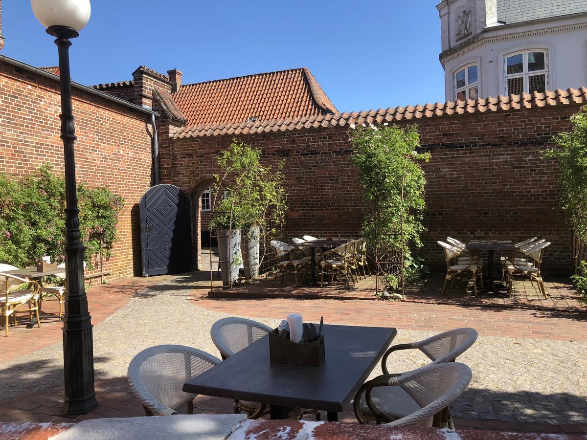 Bed and Breakfast Den Gamle Arrest Ribe Exteriér fotografie
