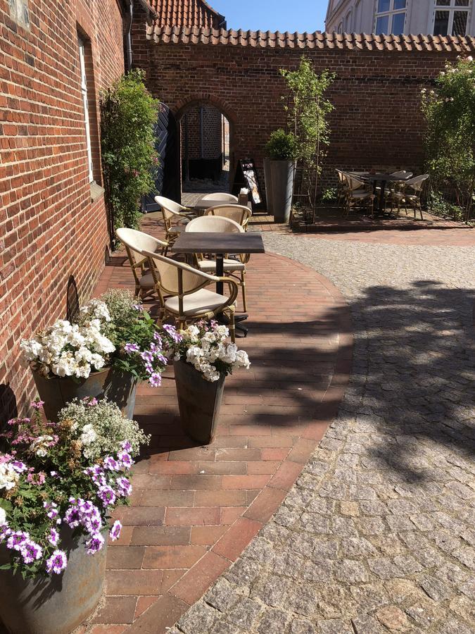 Bed and Breakfast Den Gamle Arrest Ribe Exteriér fotografie