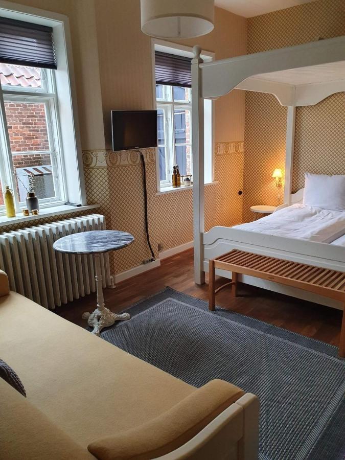 Bed and Breakfast Den Gamle Arrest Ribe Exteriér fotografie